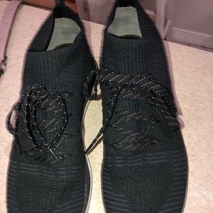 COPY - Under armour lightweight sneakers